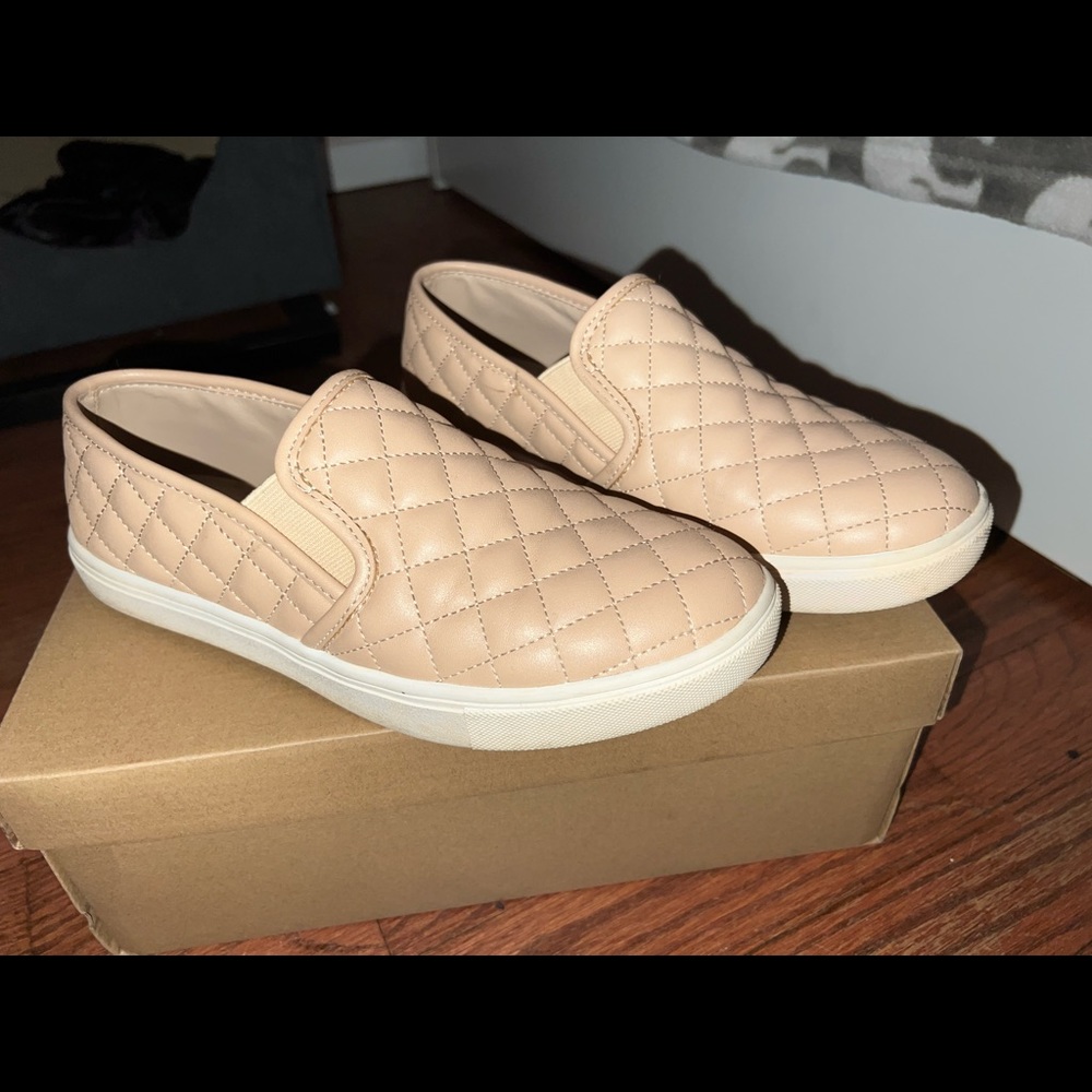 Blush pink Steve Madden slip ons